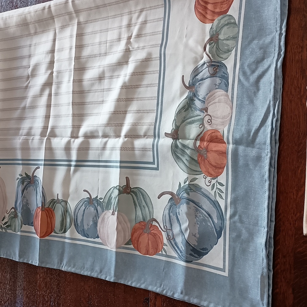 Rectangular 60 X 84 Harvest Pumpkin Tablecloth (b400)